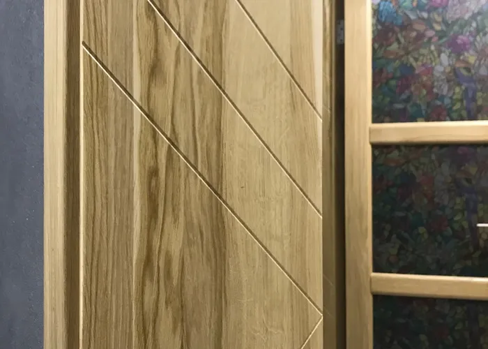 Oak doors with Africa insert glass. Interior doors made of wood
