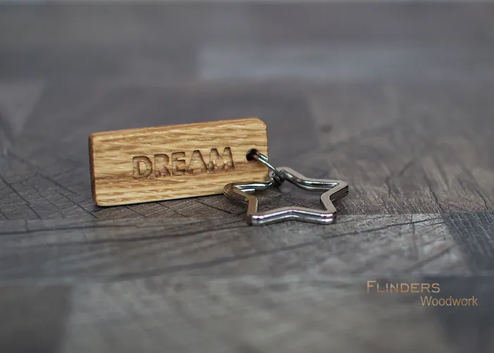 Wooden key ring for keys <DREAM> Engraving | Natural Pouch