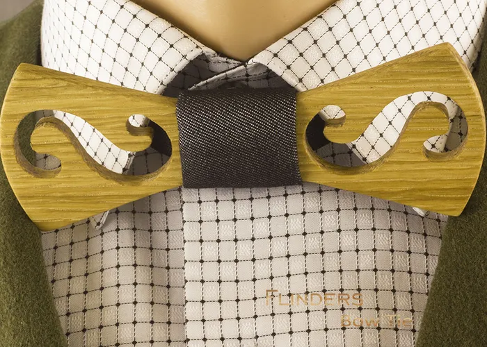 Bow Tie <TWIST> Wooden Accessories - Natural Oak