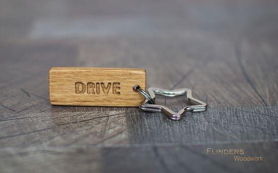 Keychain for Keys <DRIVE> Keychain of Wood and Steel