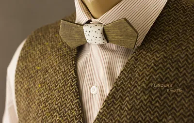 Wooden Bow Tie <PUBLIC> Brown Oak