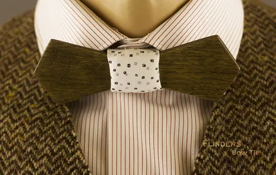 Wooden Bow Tie <PUBLIC> Brown Oak