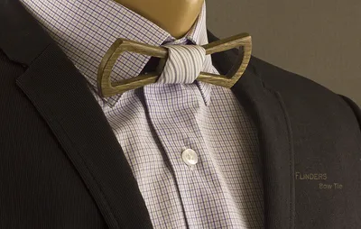 Classic Wooden Bow Tie <Aston LIGHT> Brown Oak