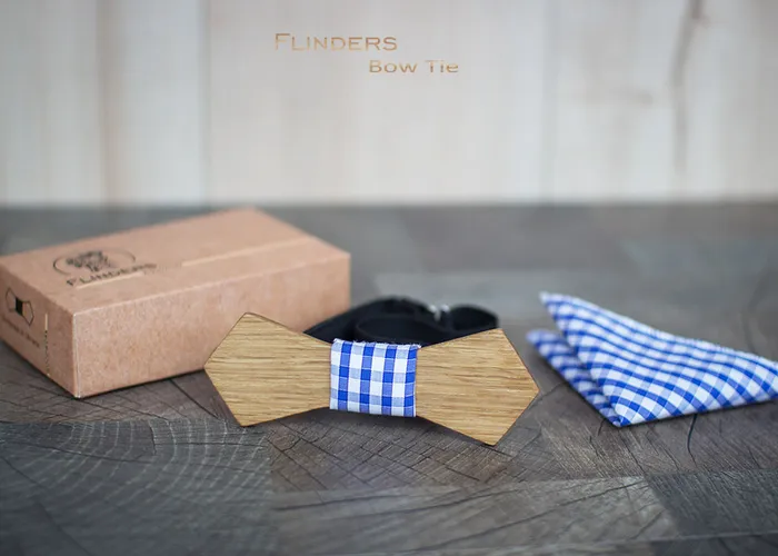 Classic Wooden Bow Tie <PUBLIC> Nature Oak